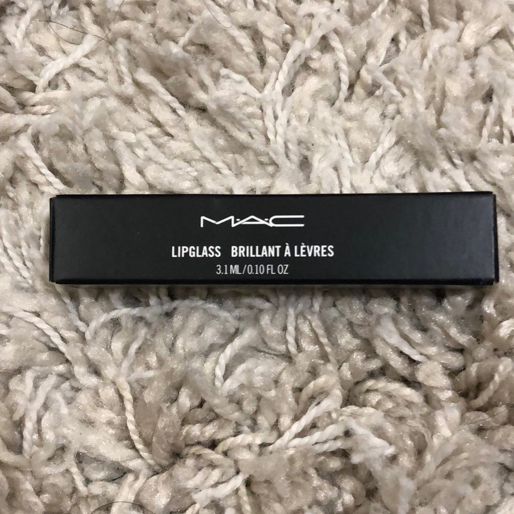 MAC LIPGLOSS